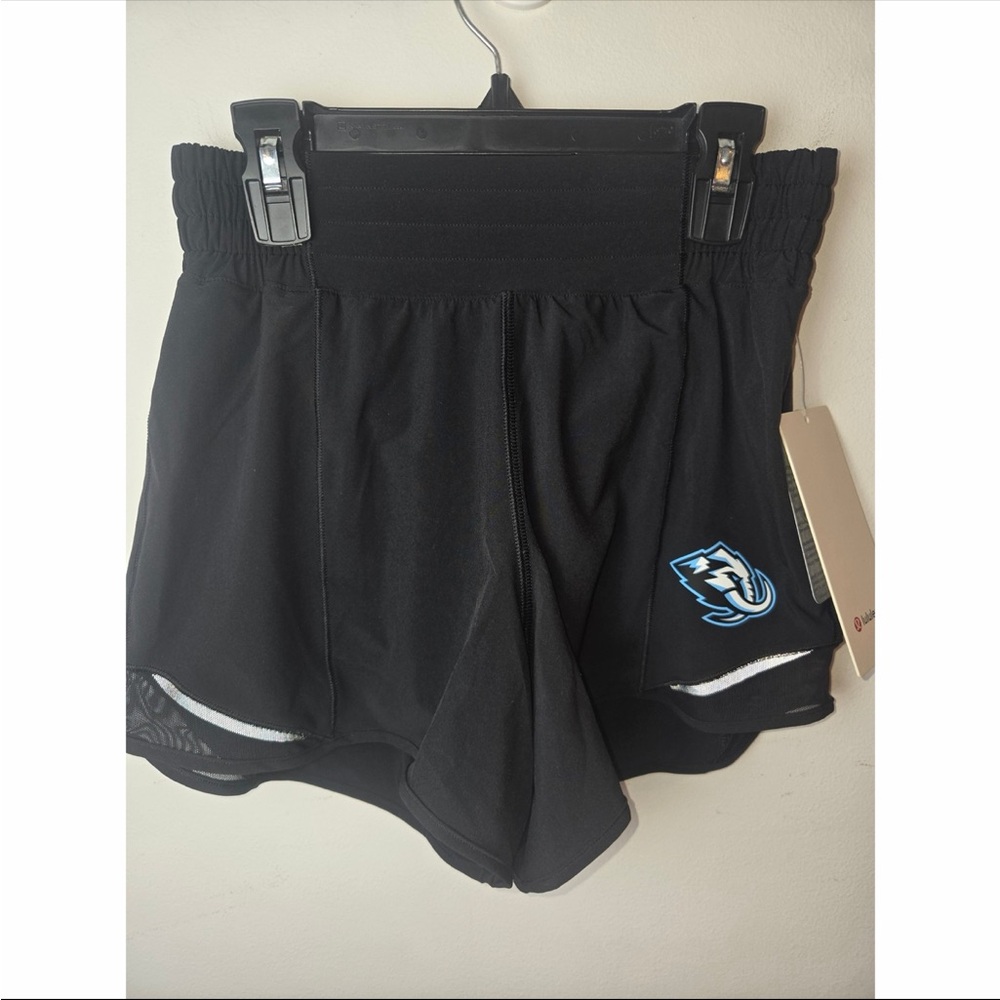 Lululemon Hotty Hot 4" Lined Shorts Black Utah Mammoth Size 4 NWT